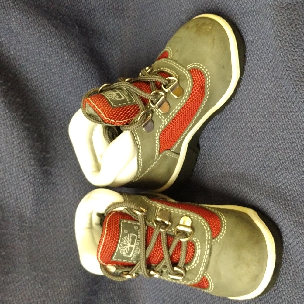 Timberland kids shoes 6M red gray USED